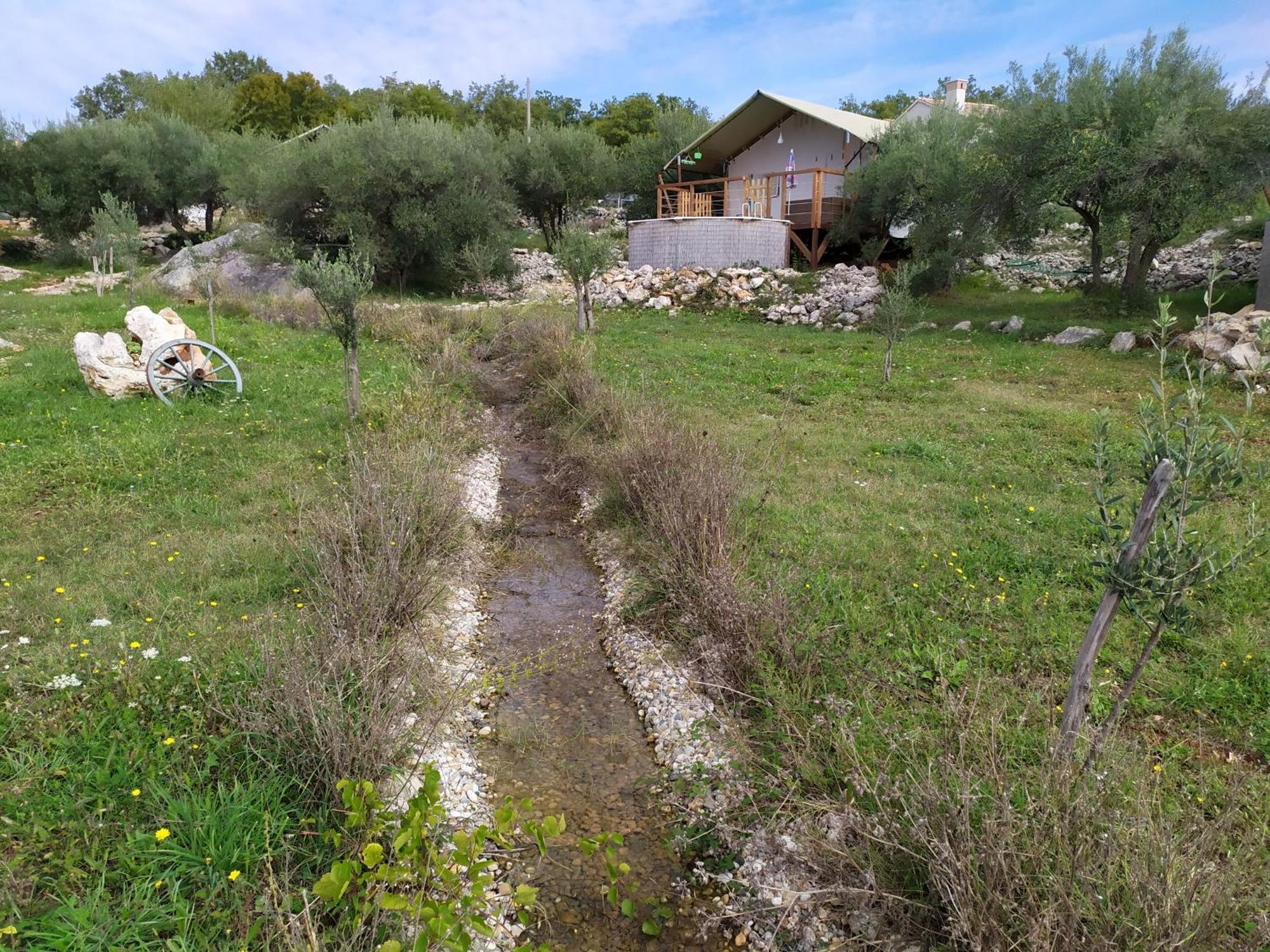 Prima Insula Glamping * Brusici